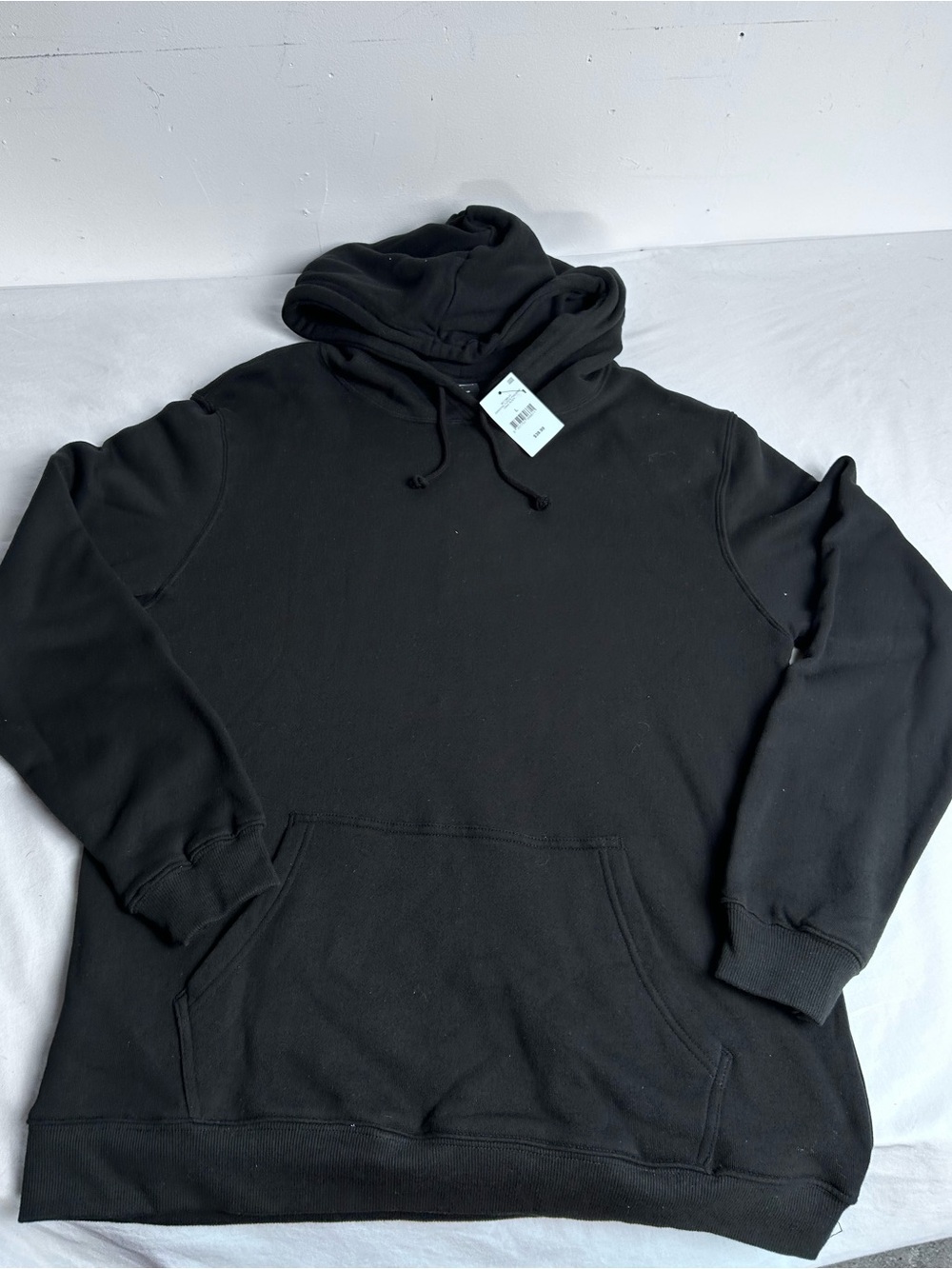 Black Men's Pullover Hoodie - Cotton on Garments size large